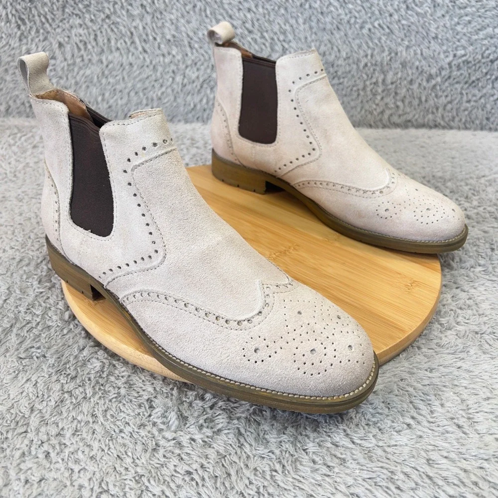 Vintage Foundry Co Mens Suede Brogue Chelsea Boots Light Gray Wingtip Size 8.5